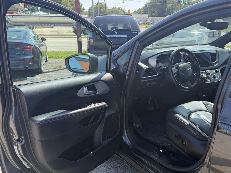 Chrysler Pacifica  2018