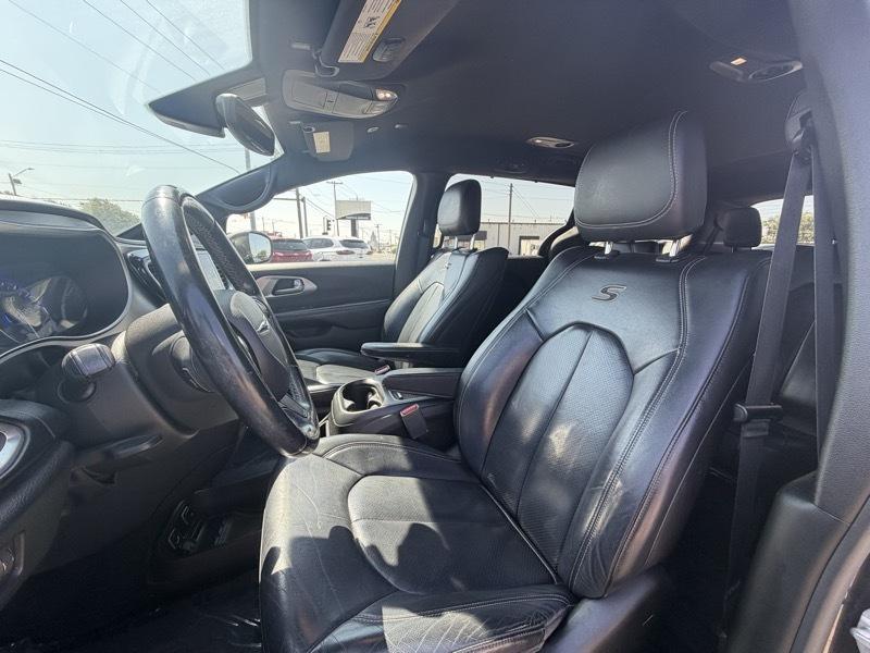 Chrysler Pacifica  2018