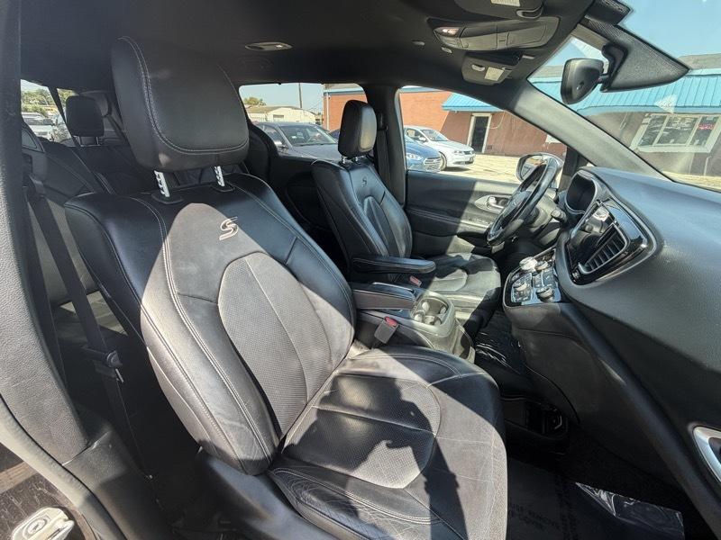 Chrysler Pacifica  2018