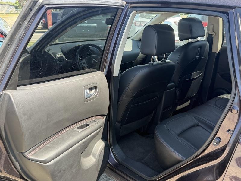 Nissan Rogue S 2011