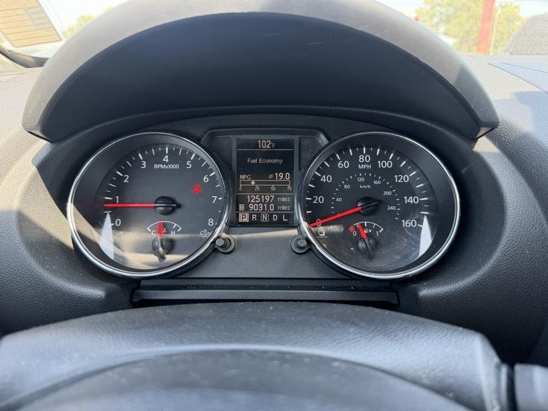 Nissan Rogue S 2011