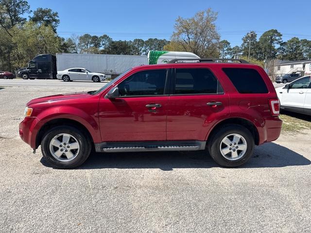 Red 2010 Ford Escape XLT FWD SUV / Crossover Front-Wheel Drive Automatic