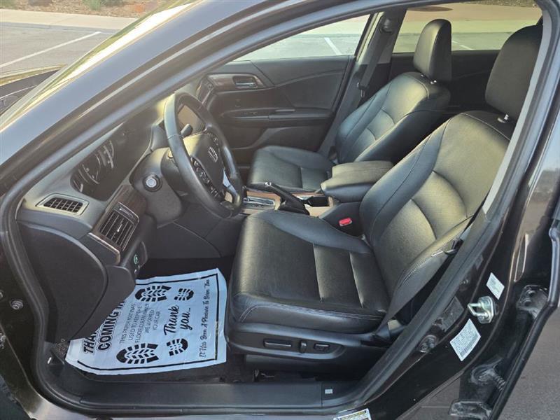 2017 Honda Accord Touring - Photo 11