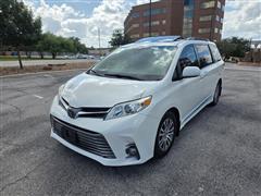 2020 Toyota Sienna 