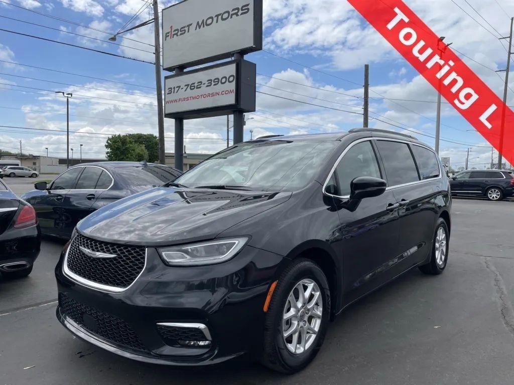 2022 Chrysler Pacifica Touring-L