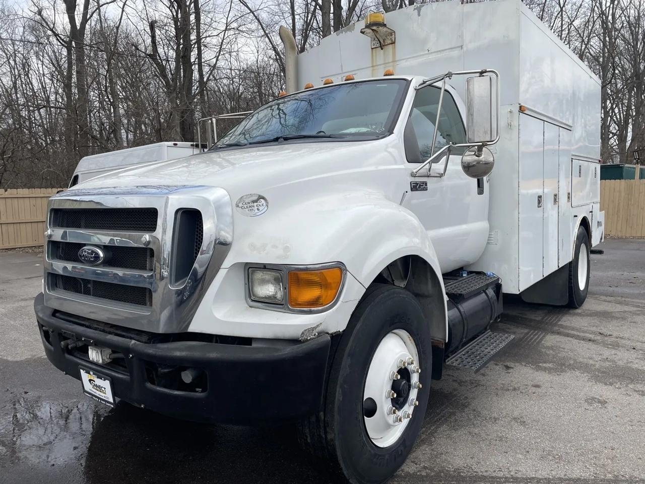 2013 Ford F-750 Regular Cab 2WD DRW