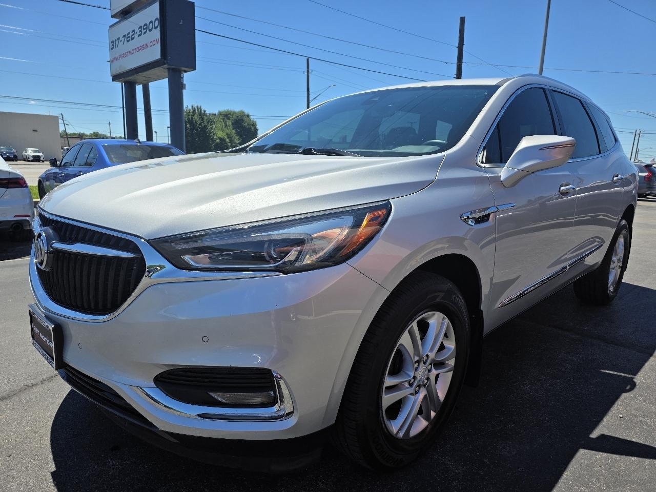 Silver 2018 Buick Enclave Premium FWD SUV / Crossover Front-Wheel Drive Automatic