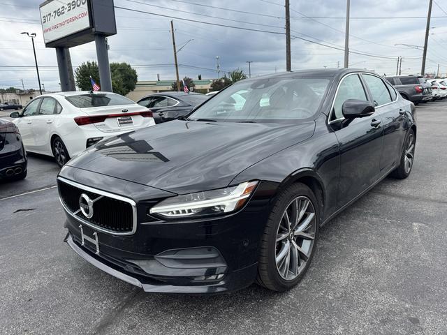 2018 Volvo S90 T5 Momentum AWD