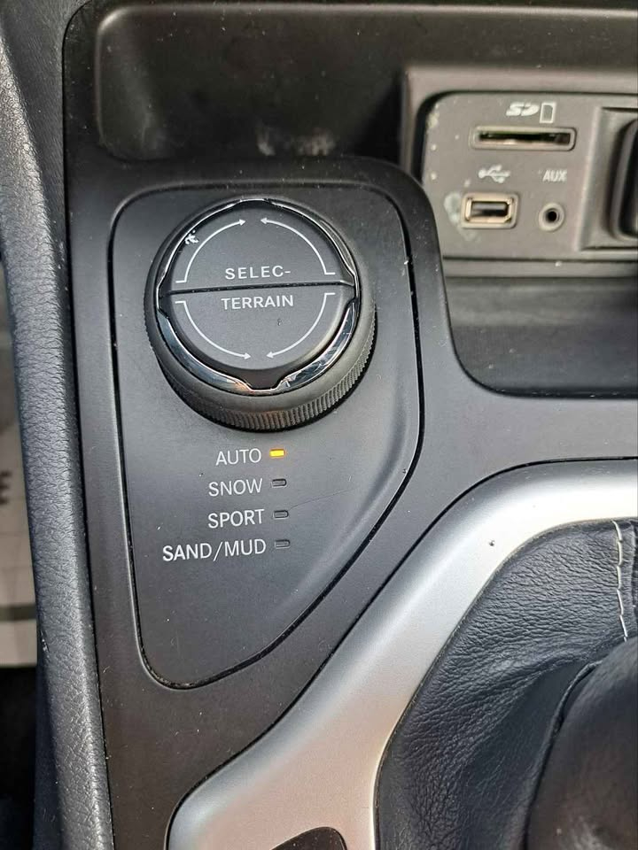 Jeep Cherokee Limited 4WD 2014