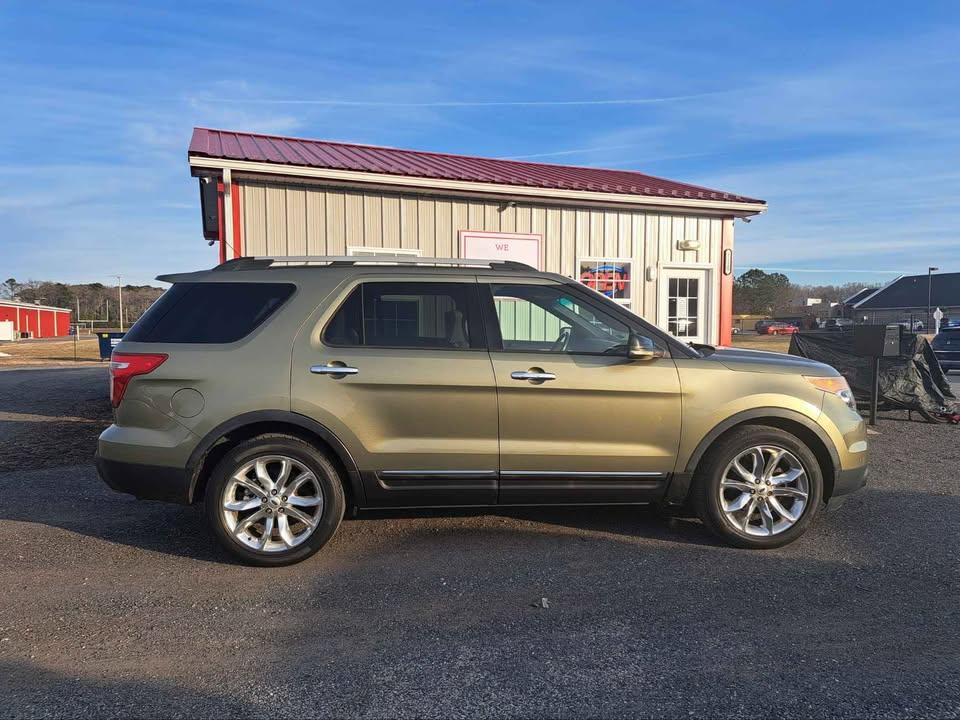 Ford Explorer XLT FWD 2012