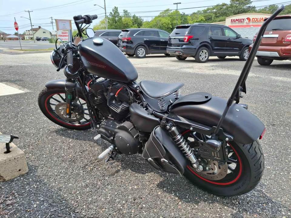 Harley-Davidson XL883N  2009