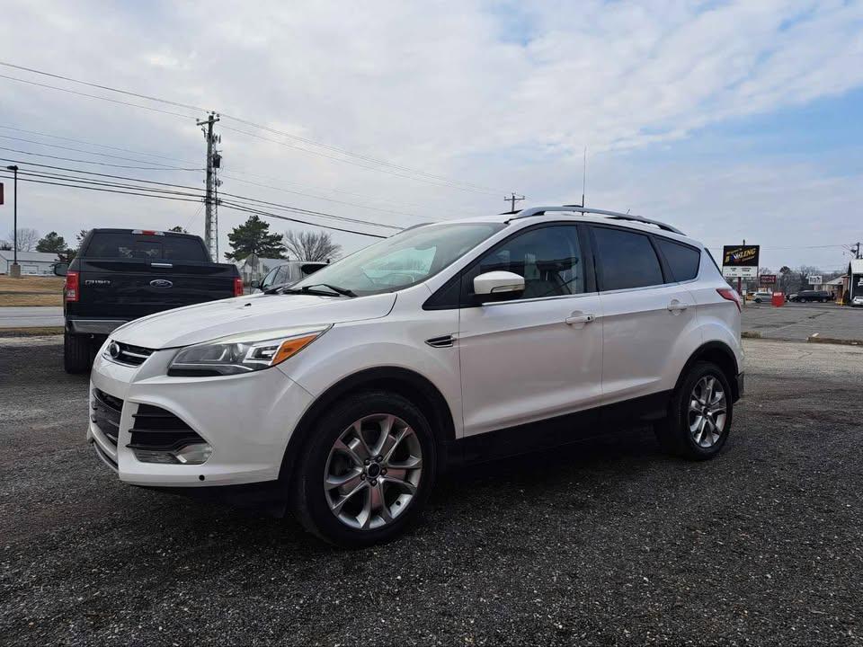 Ford Escape Titanium 4WD 2014