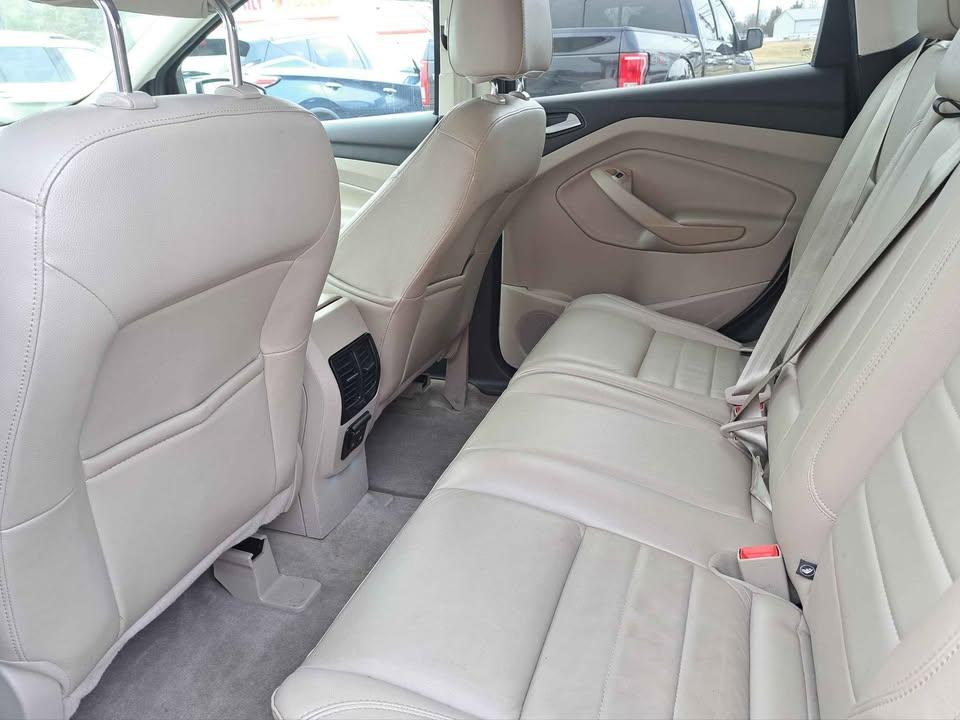 Ford Escape Titanium 4WD 2014