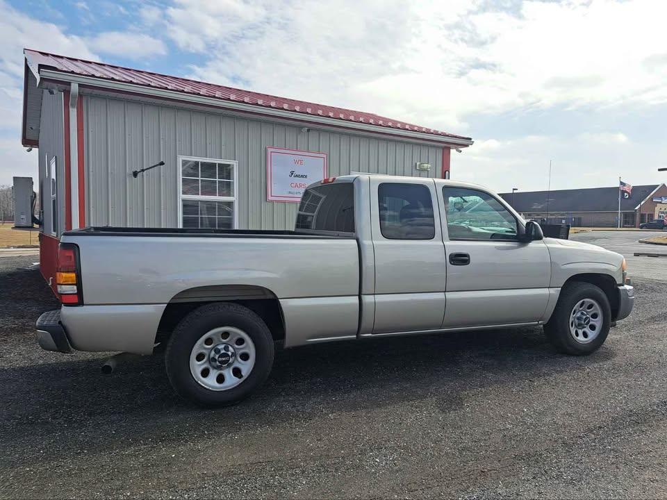 GMC Sierra 1500 SL Ext. Cab 2WD 2006
