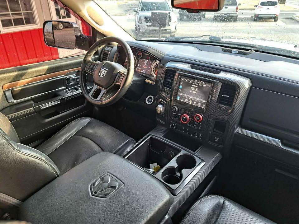 RAM 1500 Laramie Quad Cab 2WD 2015