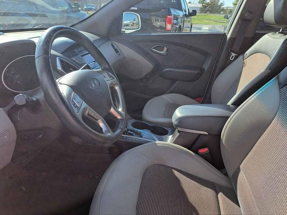 Hyundai Tucson GL Auto FWD 2012