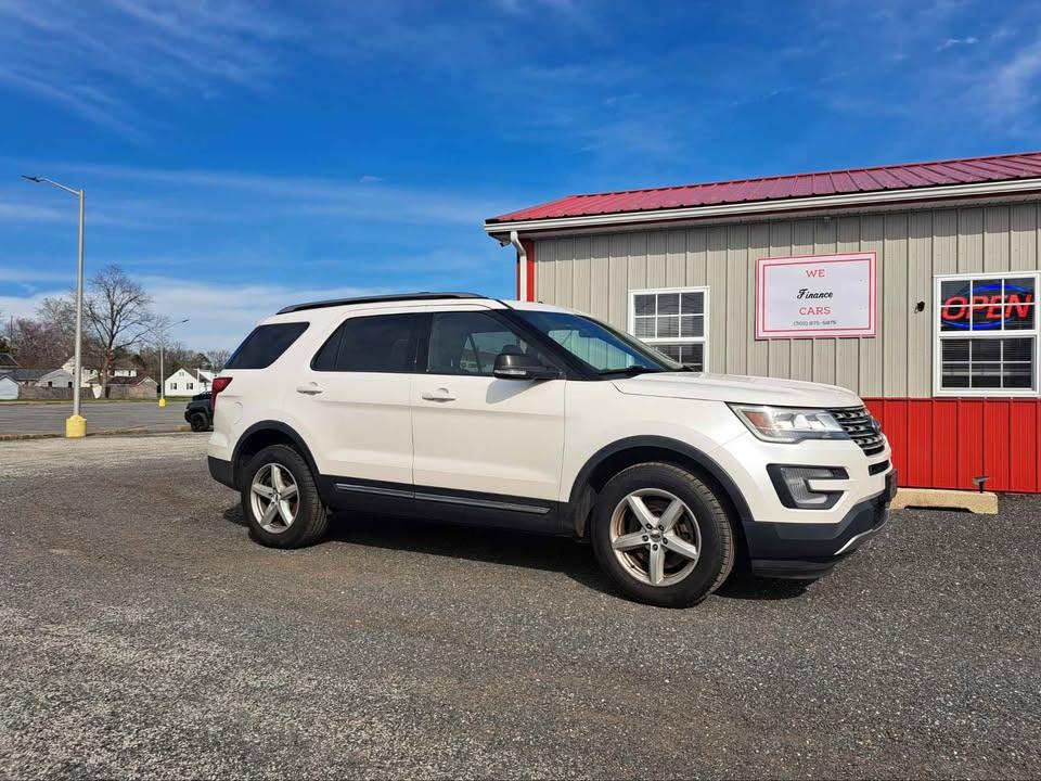 Ford Explorer XLT 4WD 2017