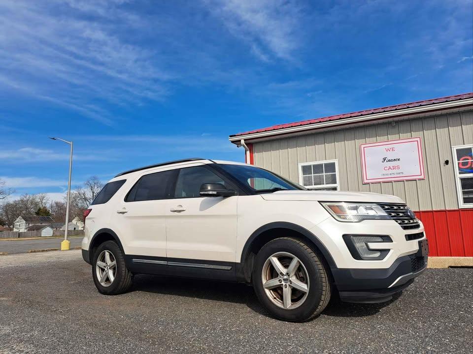 Ford Explorer XLT 4WD 2017