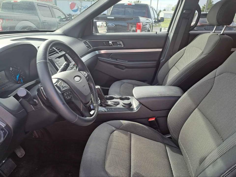 Ford Explorer XLT 4WD 2017