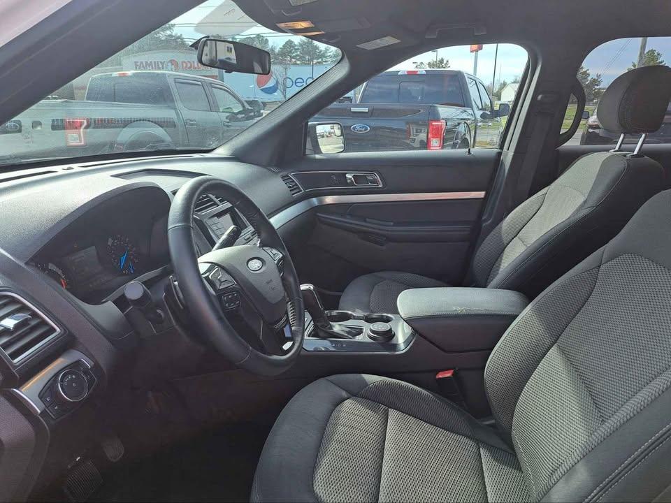 Ford Explorer XLT 4WD 2017