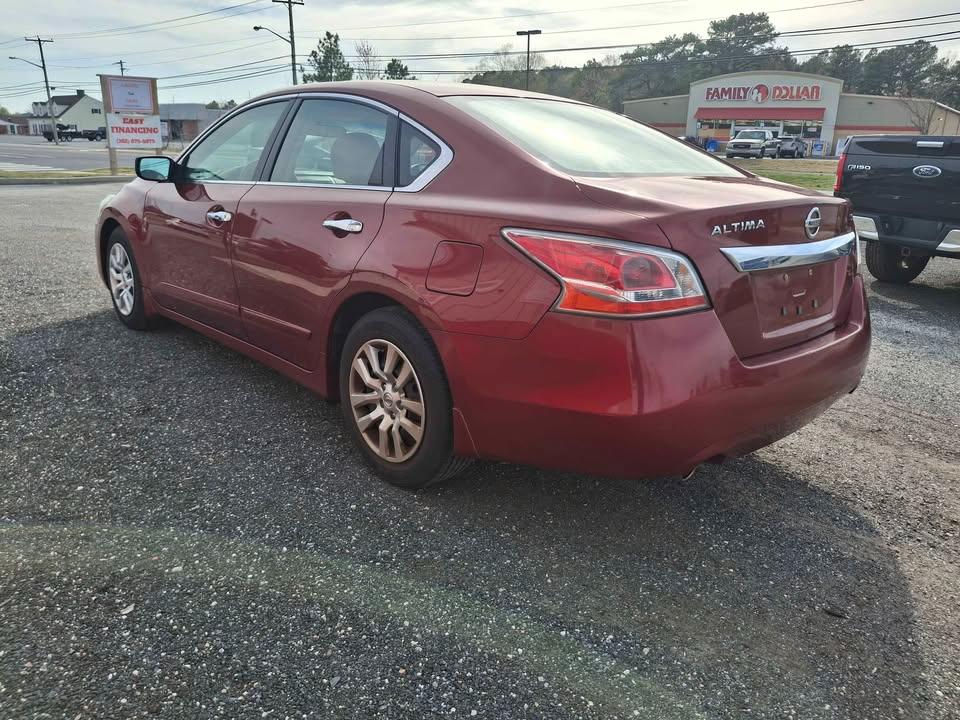 Nissan Altima 2.5 SV 2015
