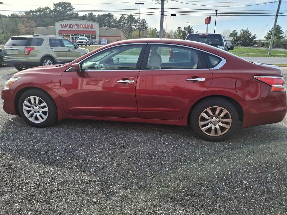 Nissan Altima 2.5 SV 2015