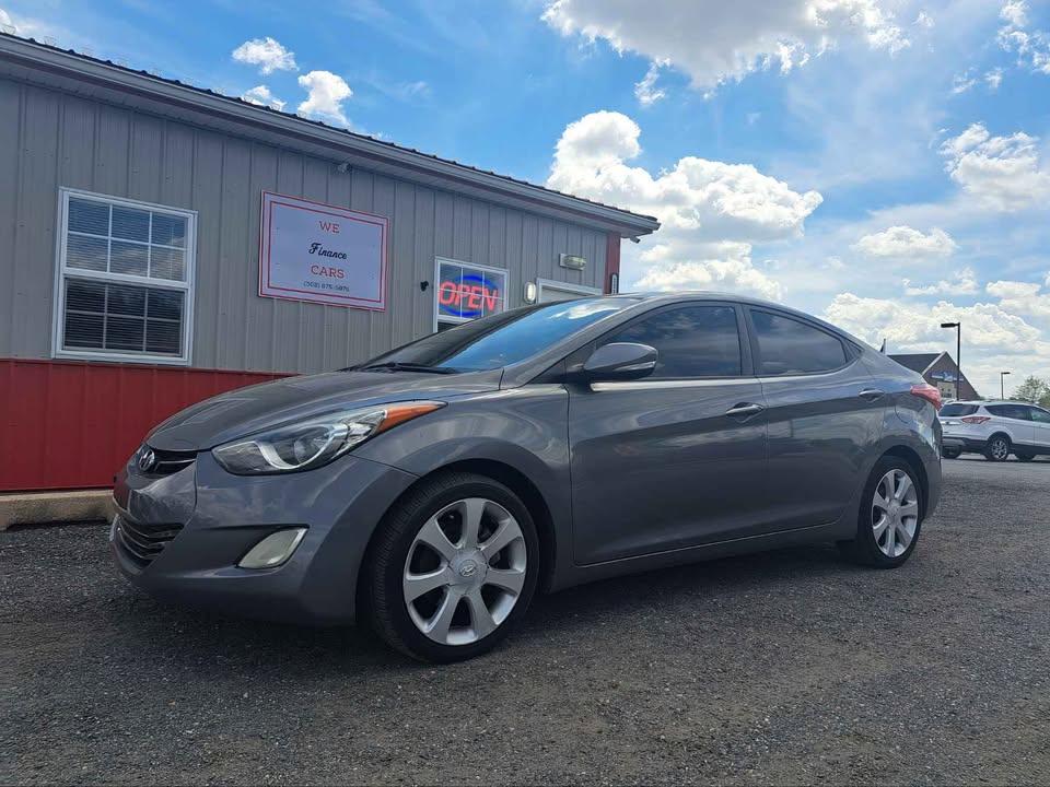 Hyundai Elantra Limited 2011