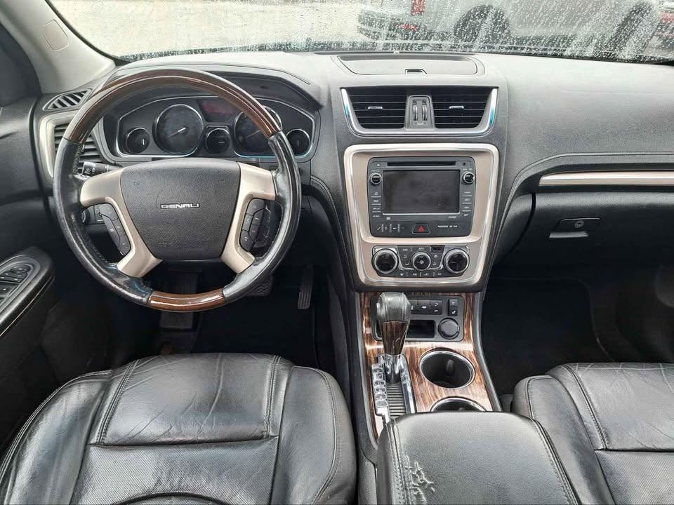GMC Acadia Denali AWD 2013