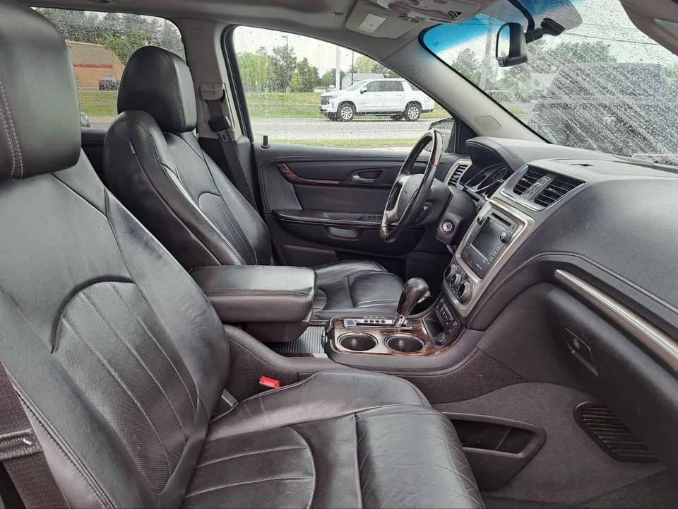 GMC Acadia Denali AWD 2013