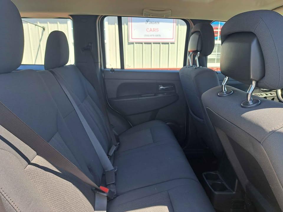 Jeep Liberty Sport 4WD 2011
