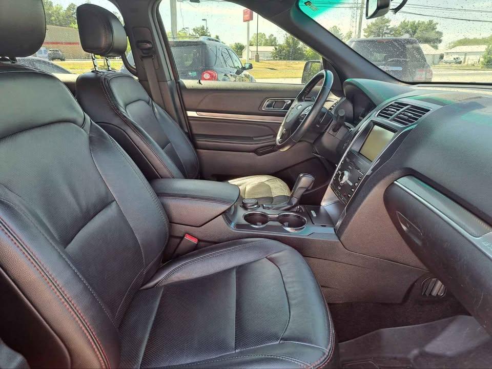Ford Explorer Sport 4WD 2016