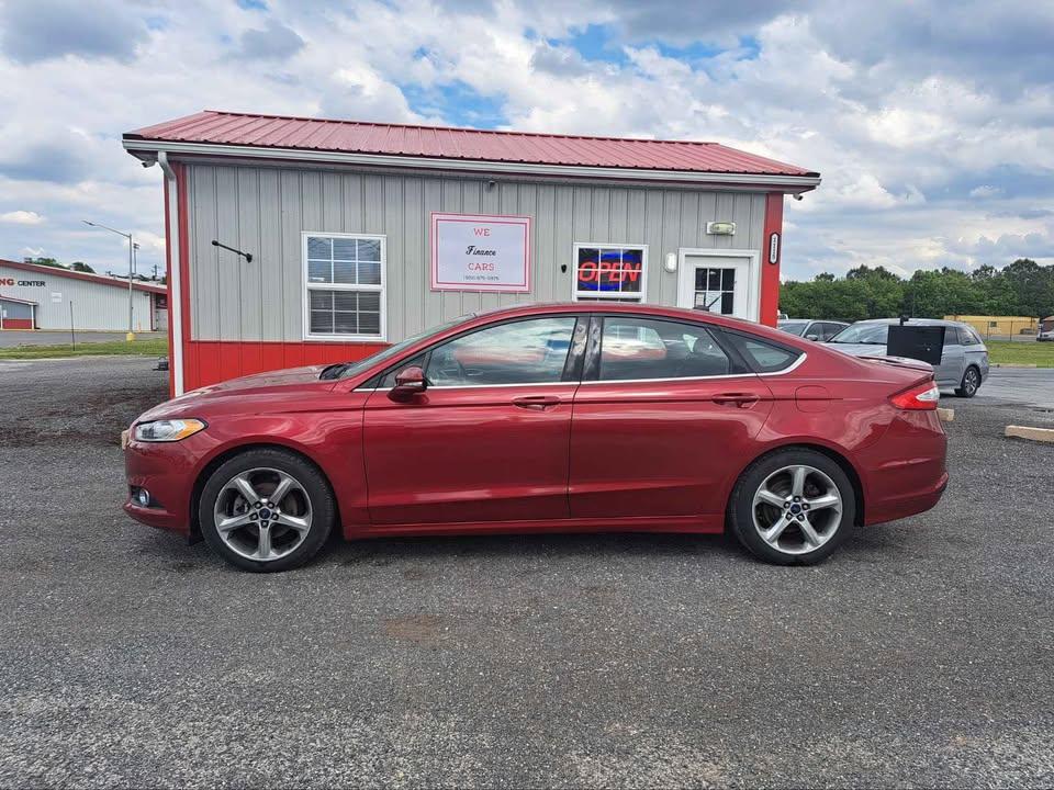 Ford Fusion SE 2015