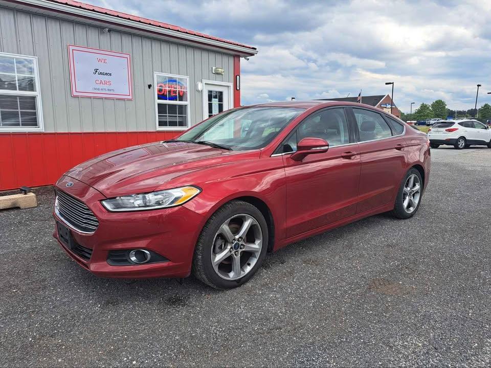 Ford Fusion SE 2015