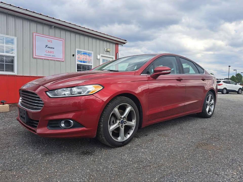 Ford Fusion SE 2015