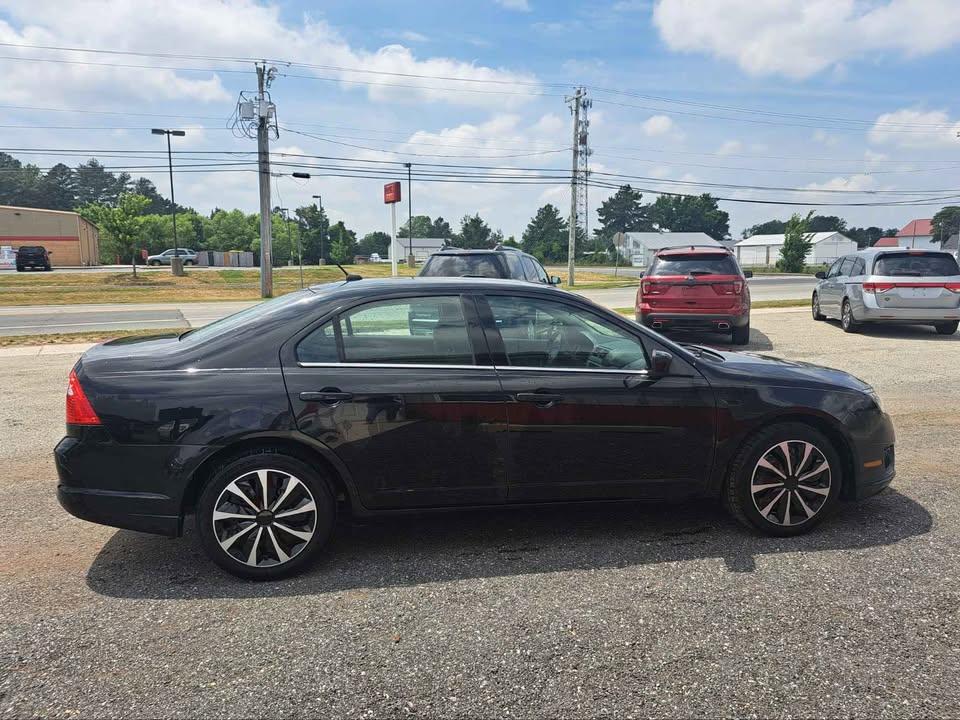 Ford Fusion I4 SE 2011