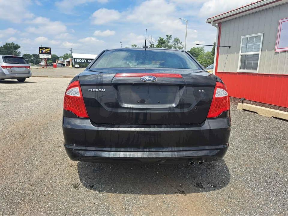 Ford Fusion I4 SE 2011