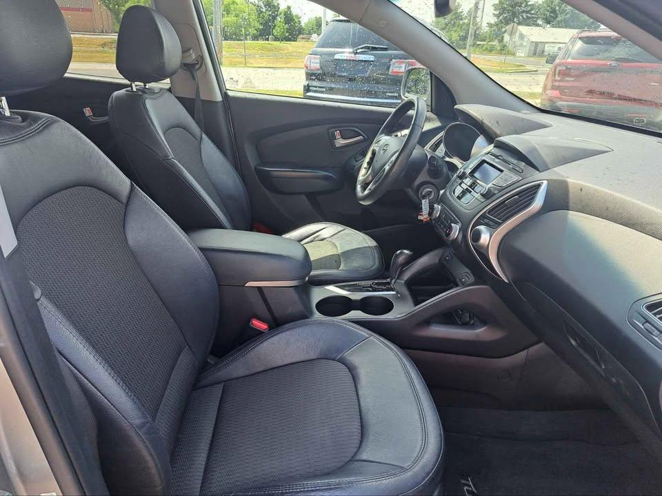 Hyundai Tucson Limited 2WD 2013