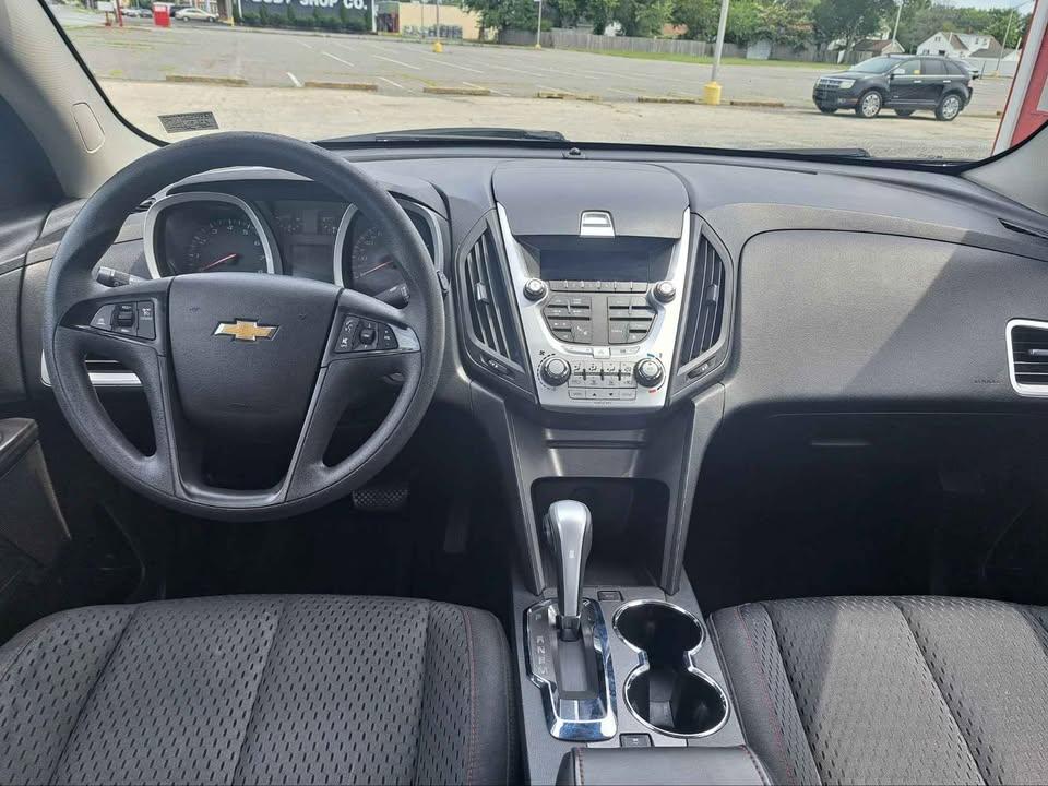Chevrolet Equinox LS 2WD 2013