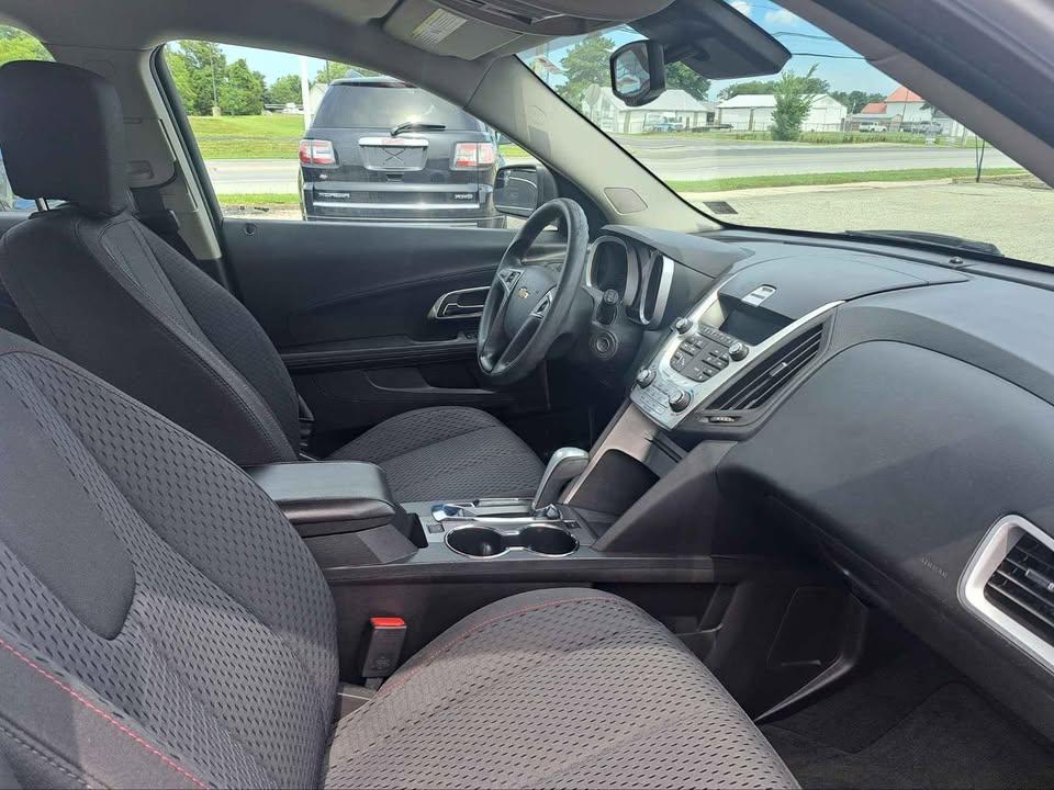 Chevrolet Equinox LS 2WD 2013
