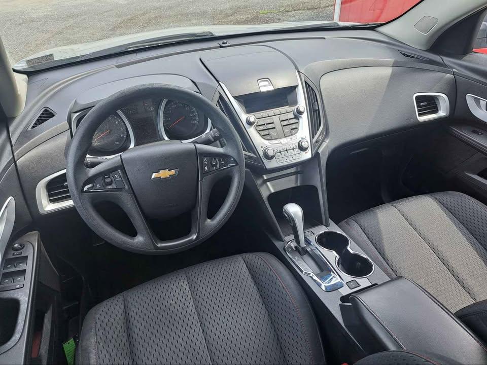 Chevrolet Equinox LS 2WD 2013