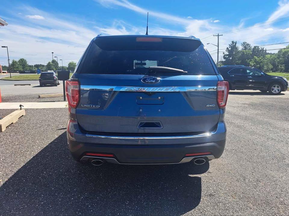 Ford Explorer Limited 4WD 2018