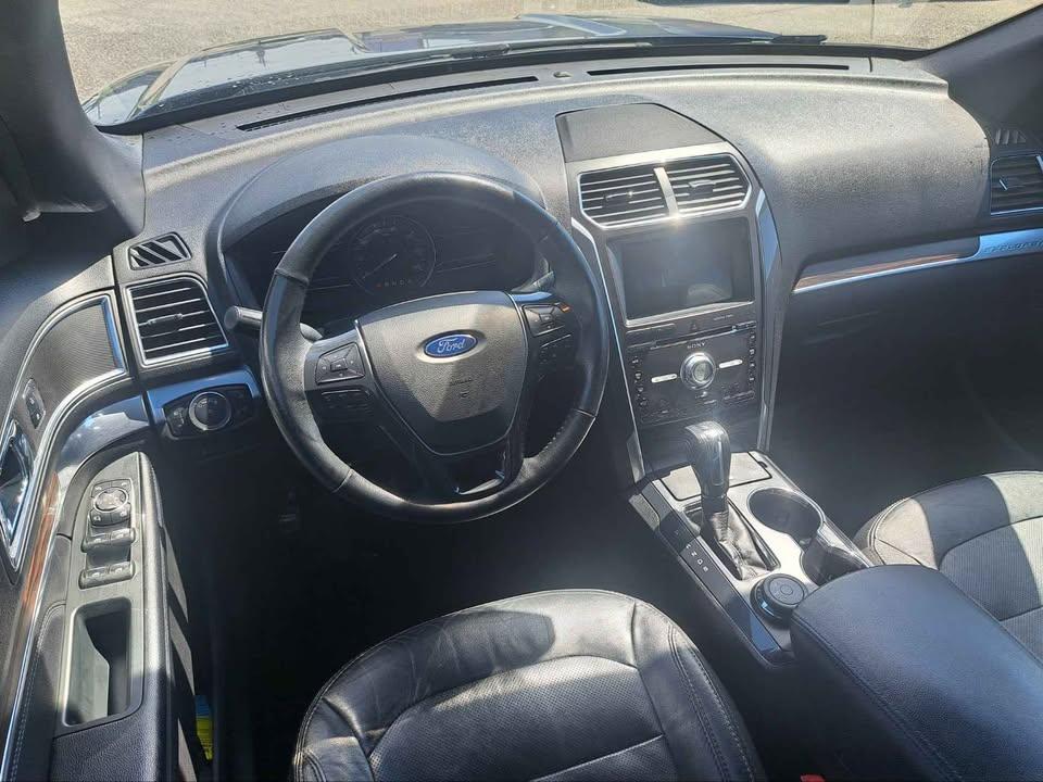 Ford Explorer Limited 4WD 2018