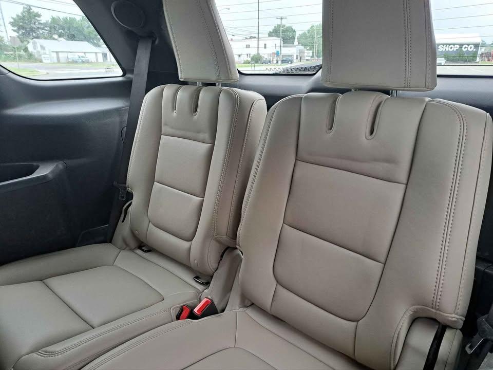 Ford Explorer Limited 4WD 2011