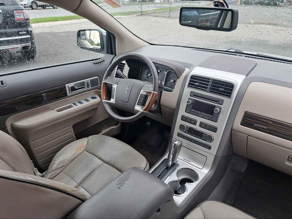 Lincoln MKX FWD 2010