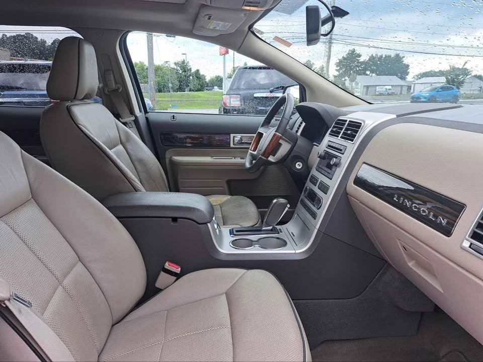 Lincoln MKX FWD 2010
