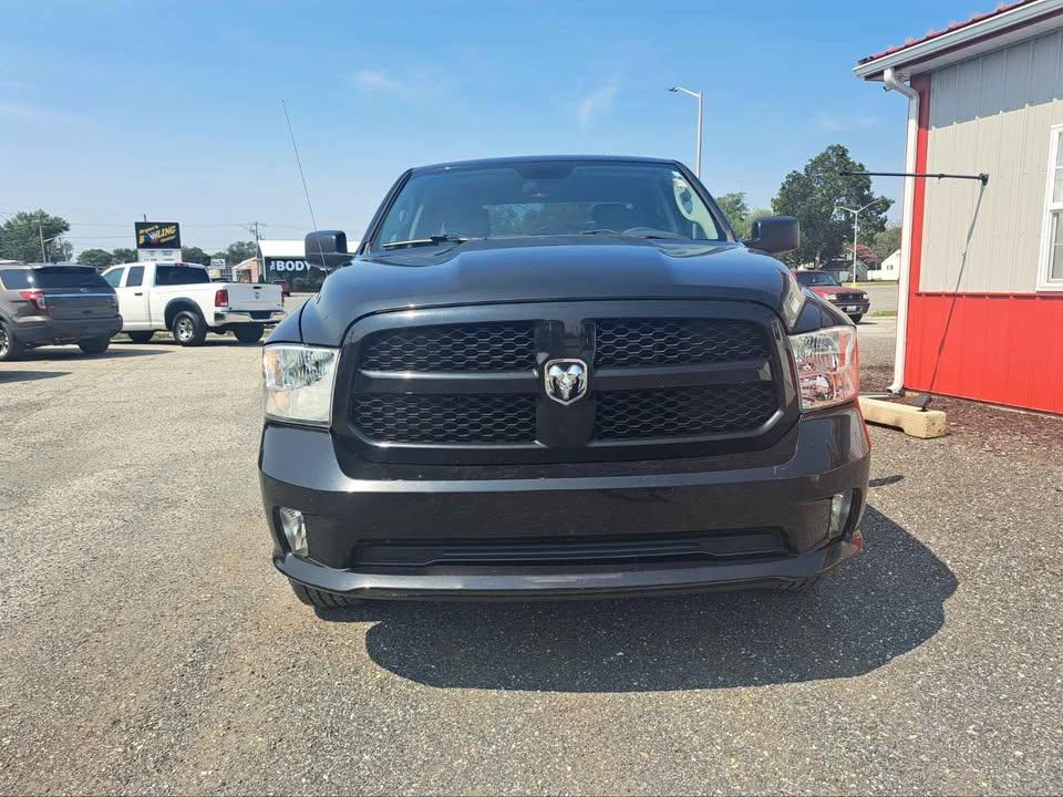 RAM 1500 Classic Tradesman Quad Cab 4WD 2019
