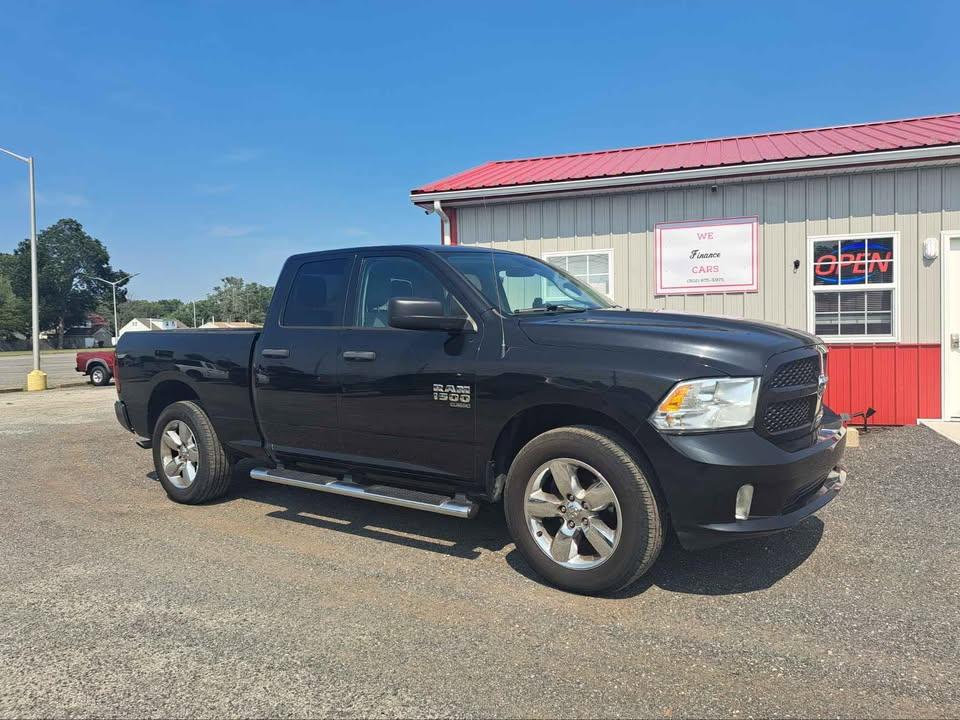 RAM 1500 Classic Tradesman Quad Cab 4WD 2019