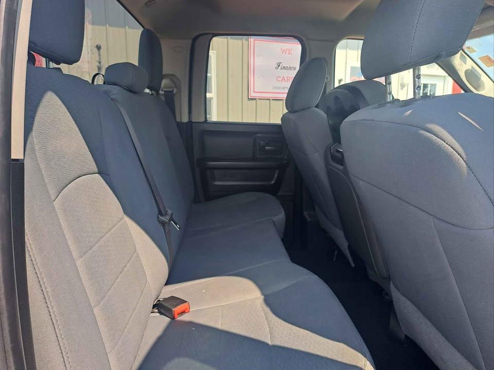 RAM 1500 Classic Tradesman Quad Cab 4WD 2019