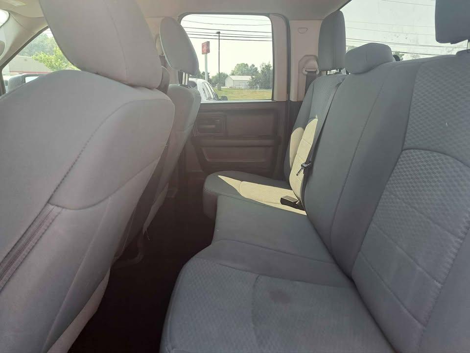 RAM 1500 Classic Tradesman Quad Cab 4WD 2019