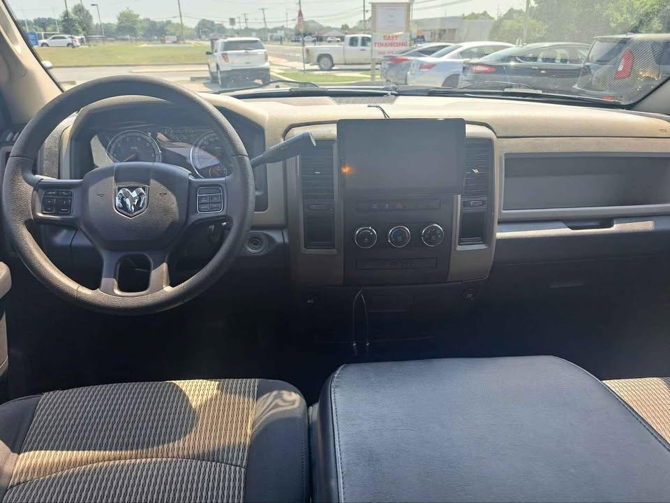 RAM 1500 ST Quad Cab 2WD 2012